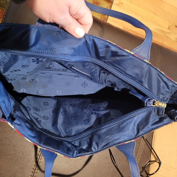 Tory Burch multi color tote - Picture 10 of 10